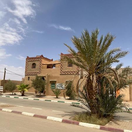 Riad Aicha & Camel Trekking Мерзуга Экстерьер фото