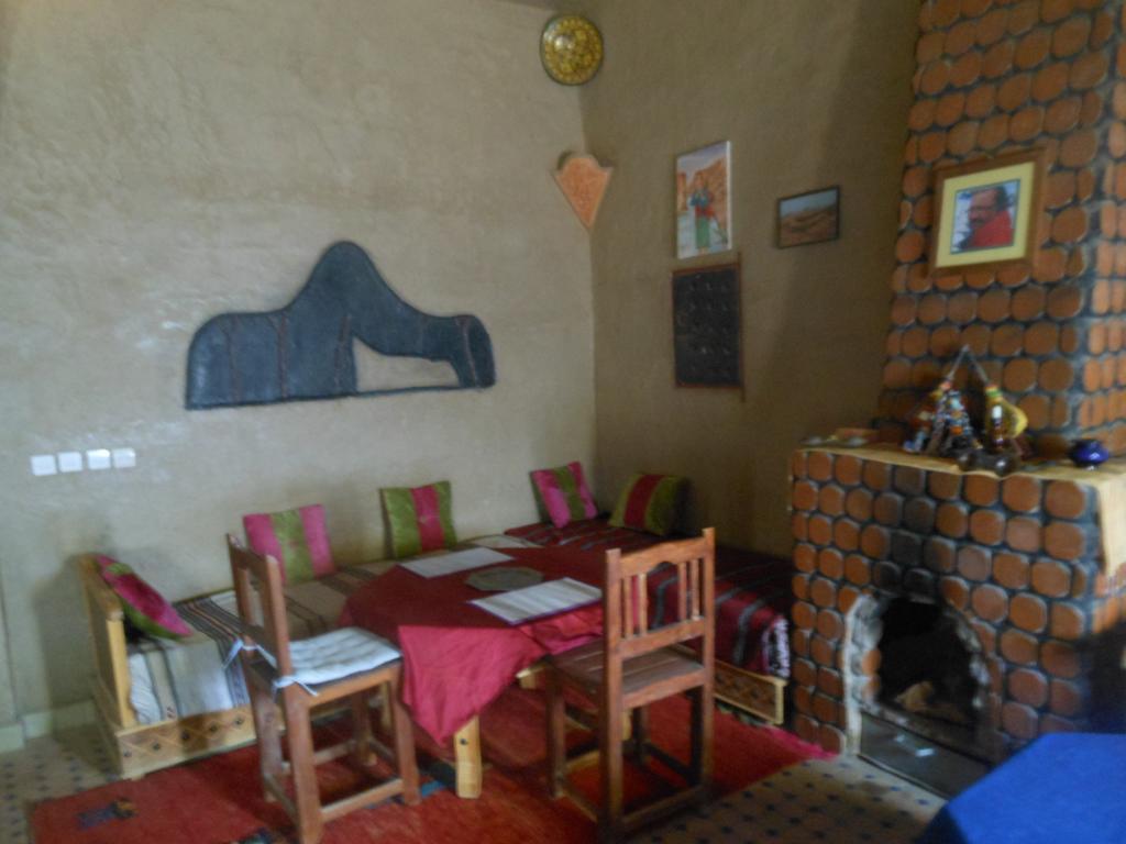 Riad Aicha & Camel Trekking Мерзуга Экстерьер фото
