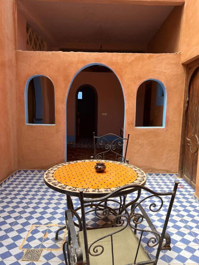 Riad Aicha & Camel Trekking Мерзуга Экстерьер фото