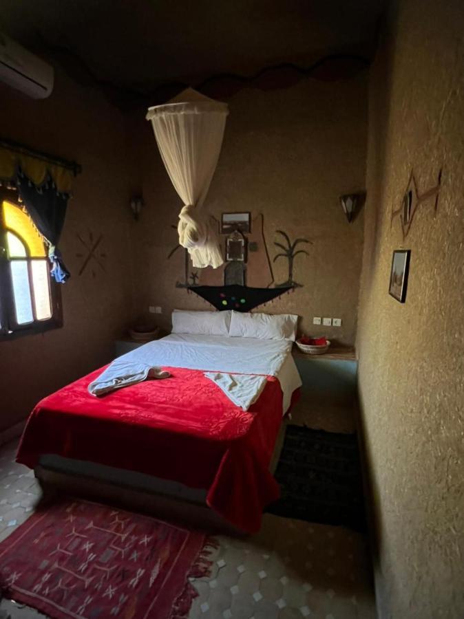 Riad Aicha & Camel Trekking Мерзуга Экстерьер фото