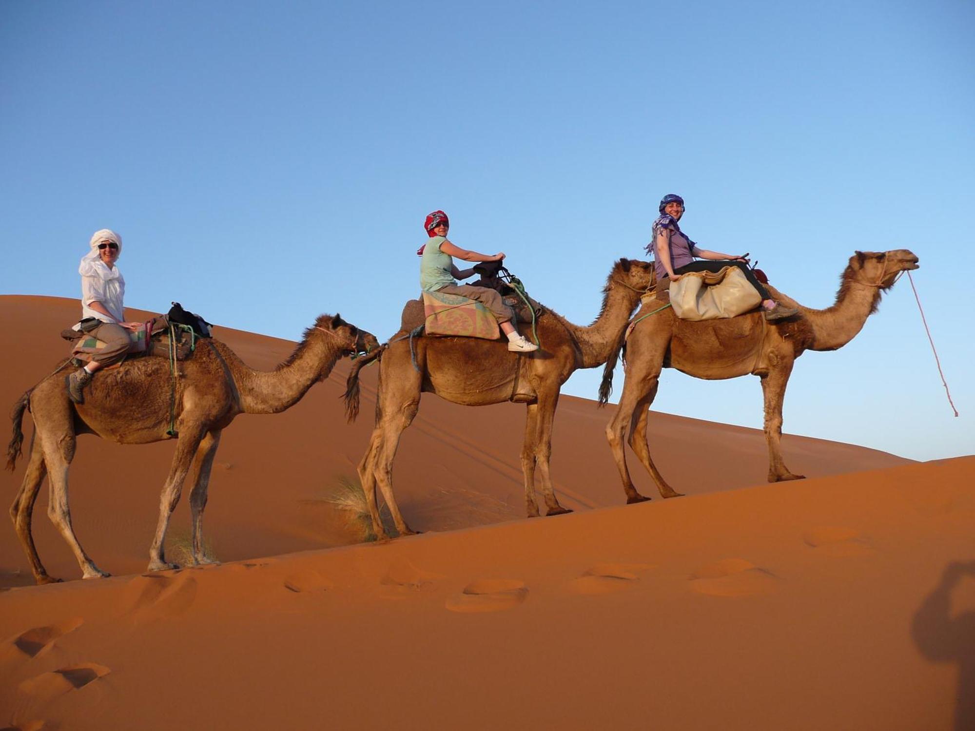 Riad Aicha & Camel Trekking Мерзуга Экстерьер фото
